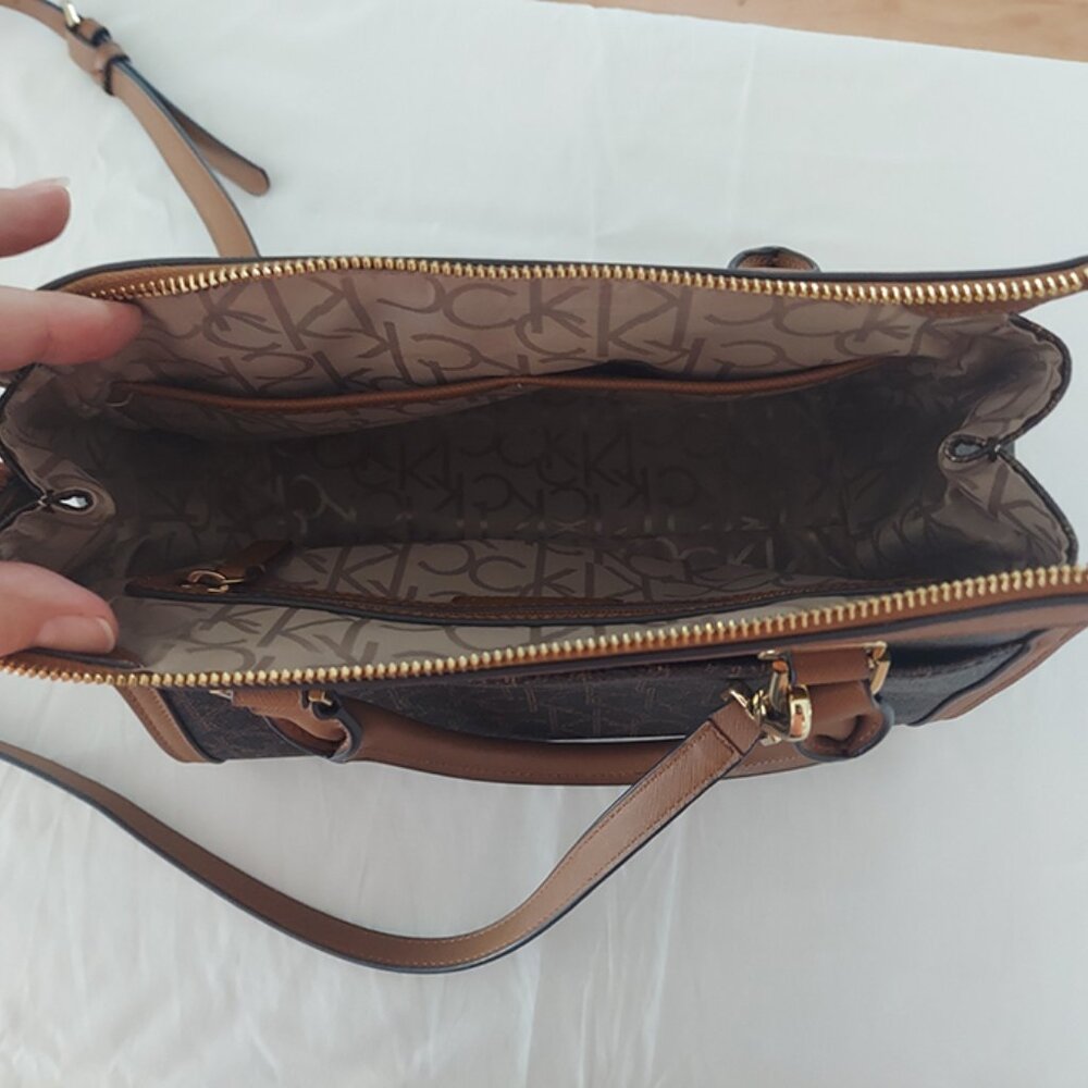 Calvin Klein Janae Orchid Logo Print Satchel in Brown - Picture 5 of 7